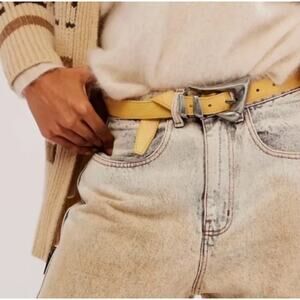Free People Billie Leather Belt Yellow Size S/M Asymmetric Buckle Western NWOT